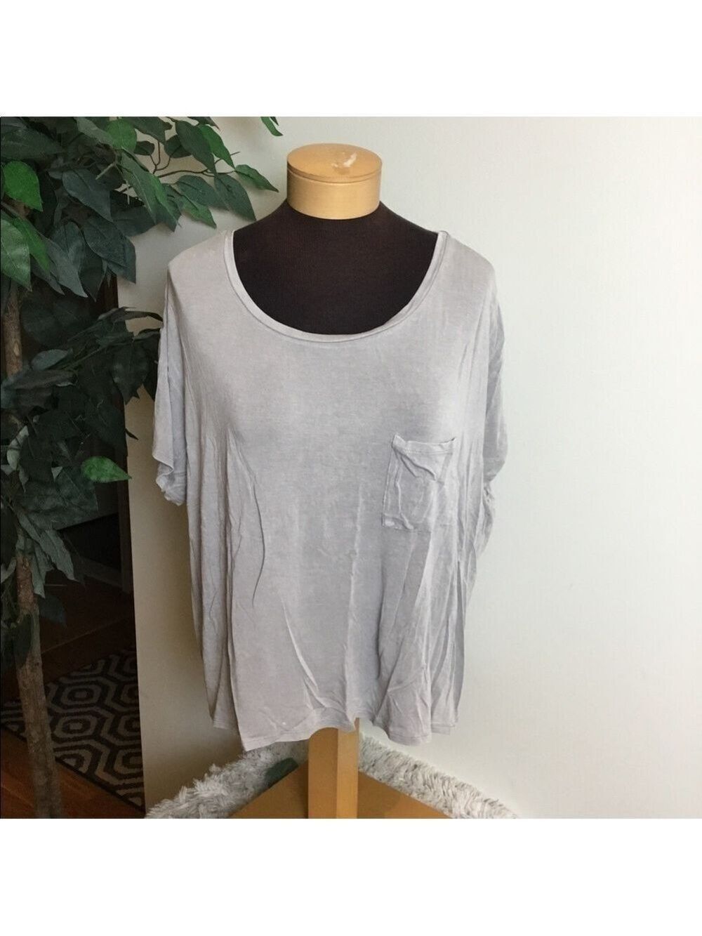 Grayson Threads one pocket gray Tee NWT XL
